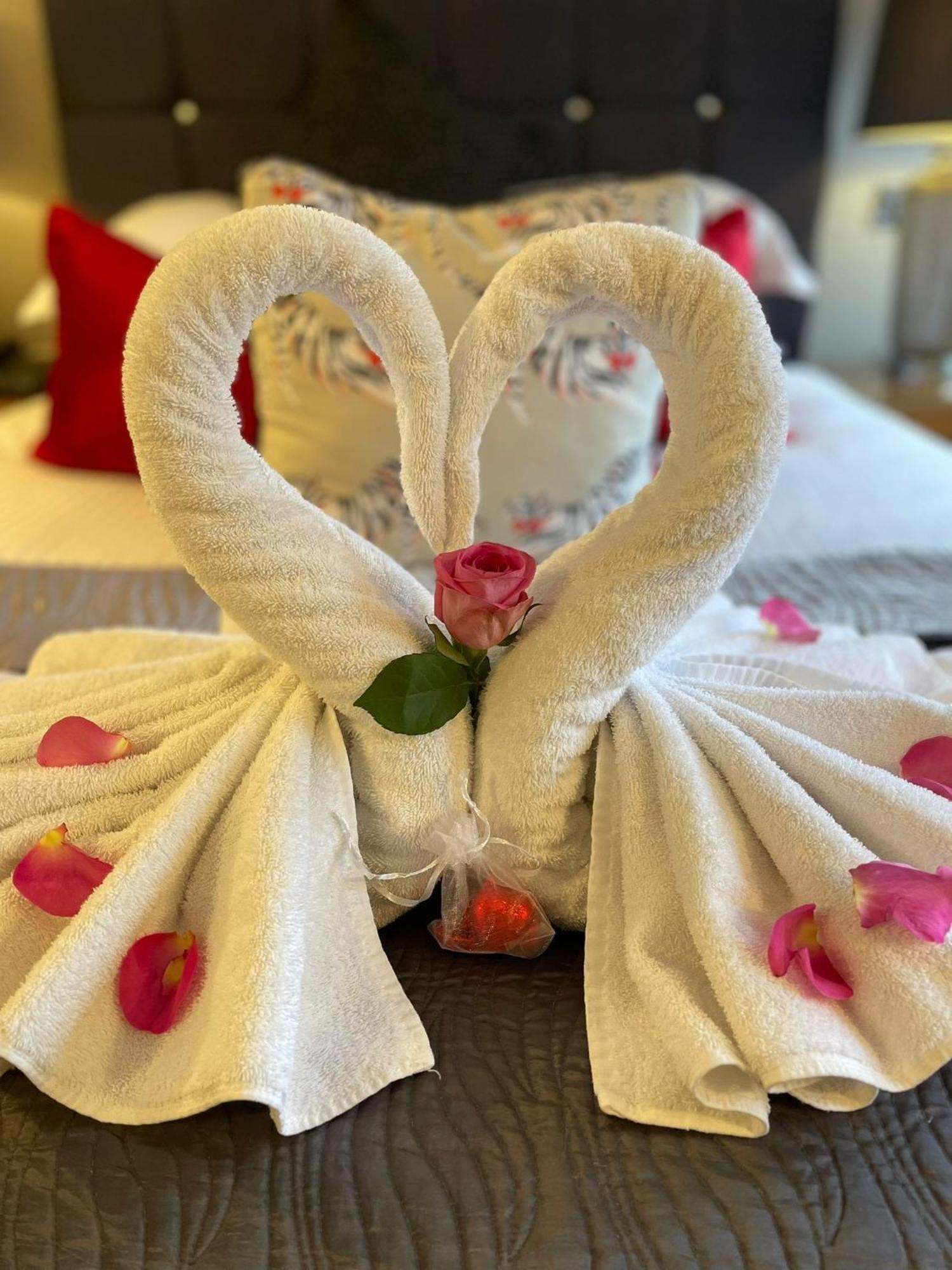Boutique & Hot Tubs 4*