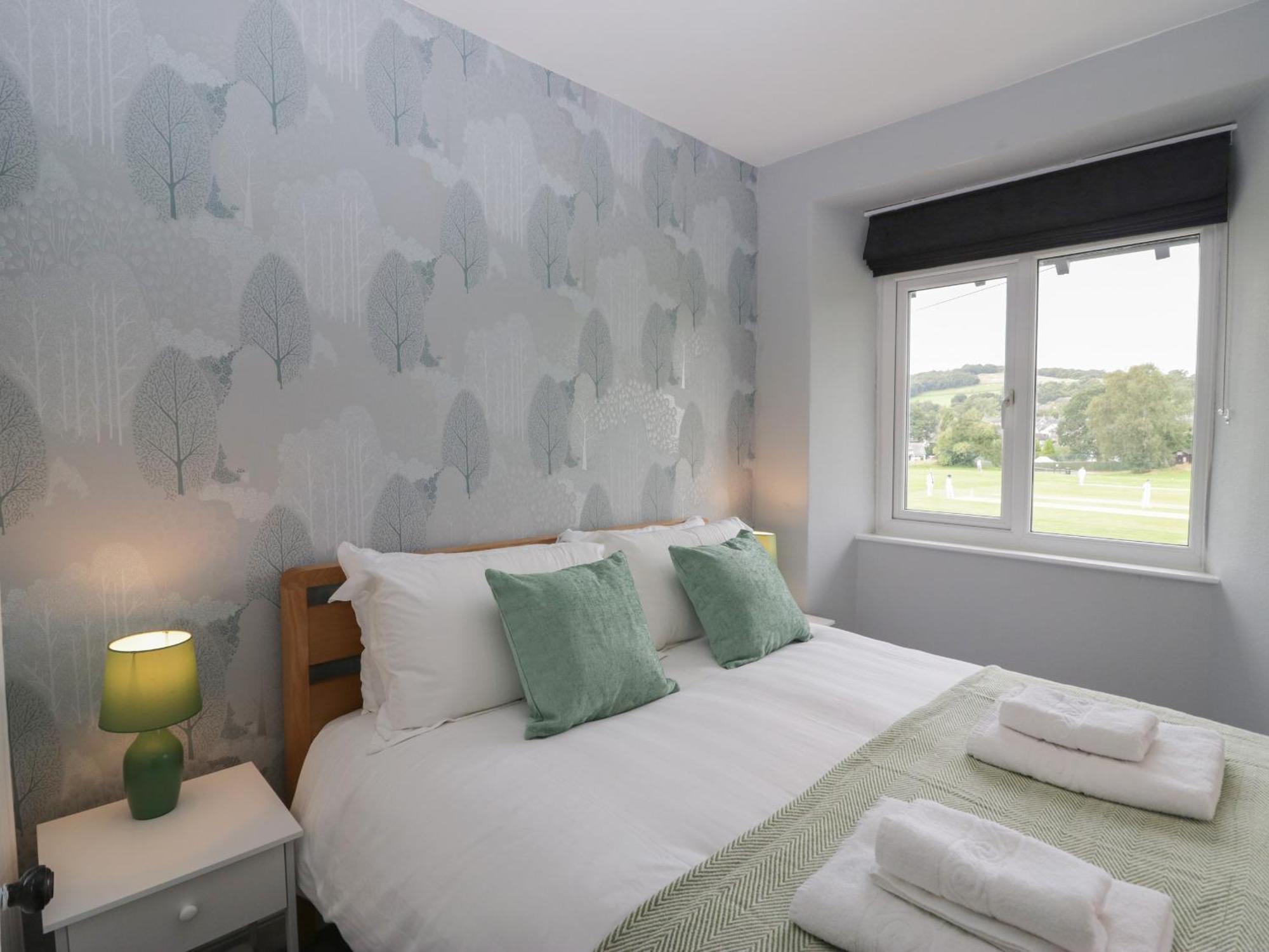 Boundary House * Windermere