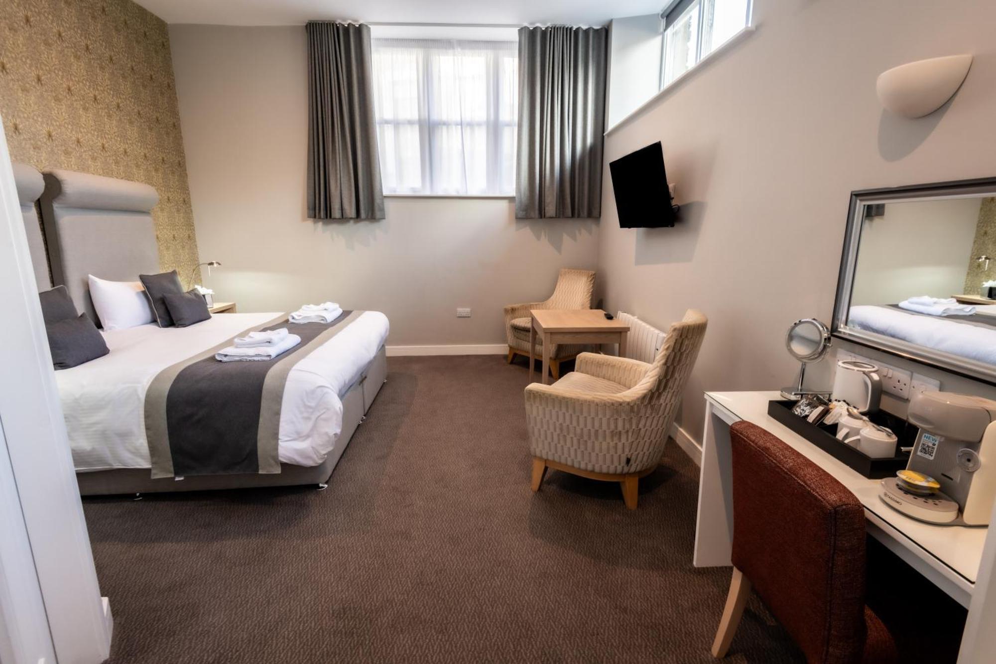 The Lamplighter Dining ~ 3* Windermere