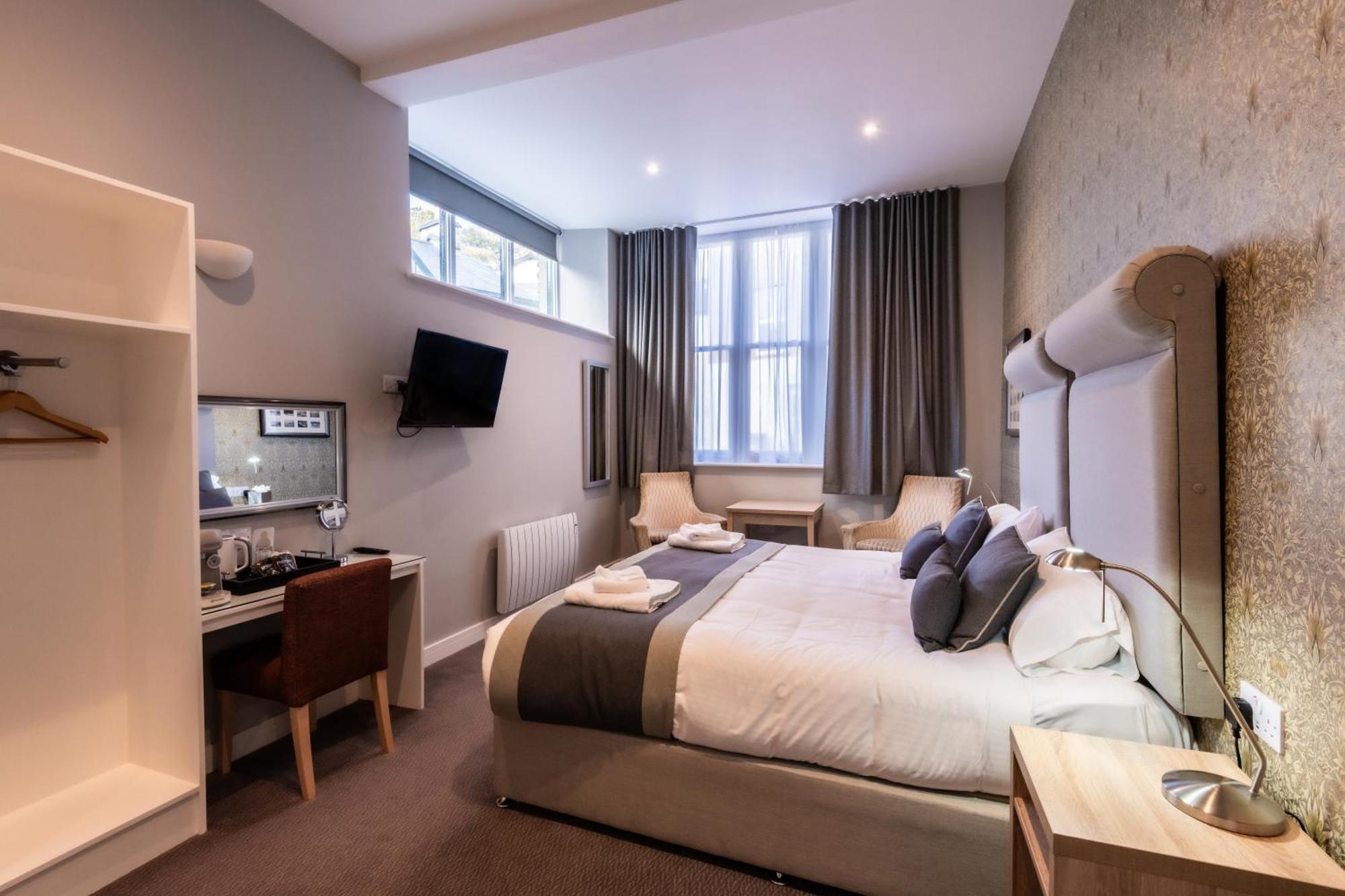 The Lamplighter Dining ~ Guest house 3*