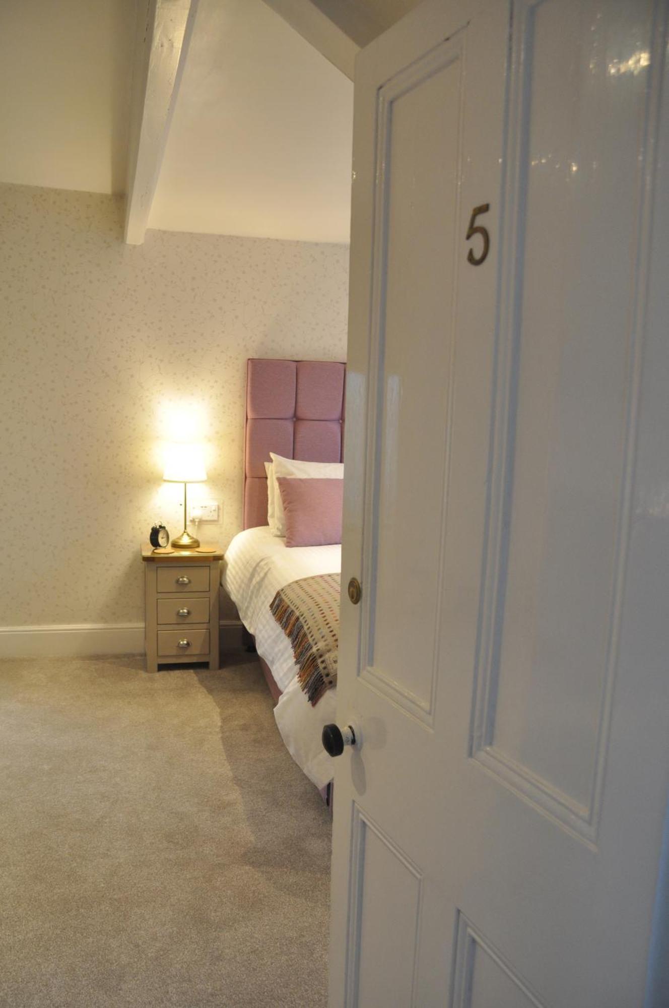 Haisthorpe Guest house 4*