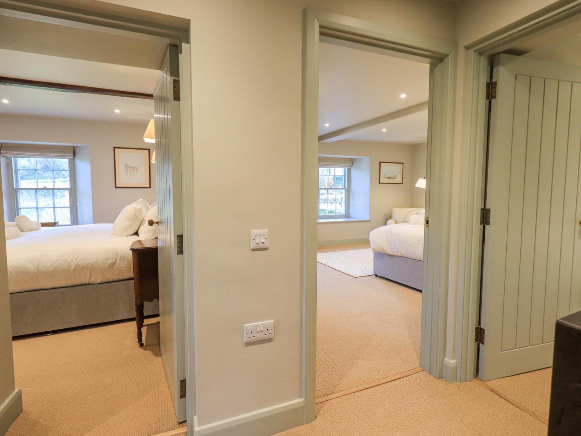 Holiday home Yew