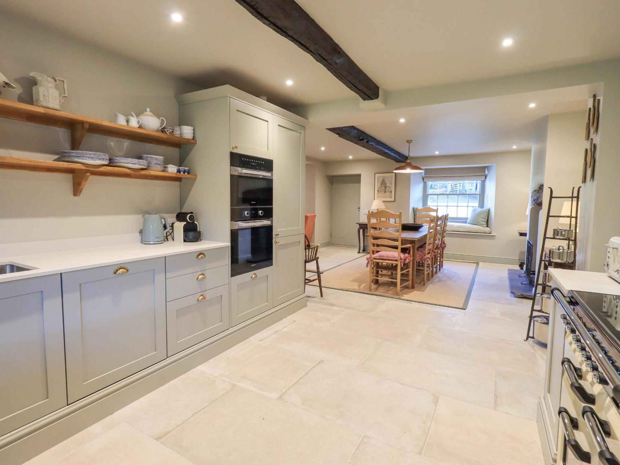 Yew Holiday home *