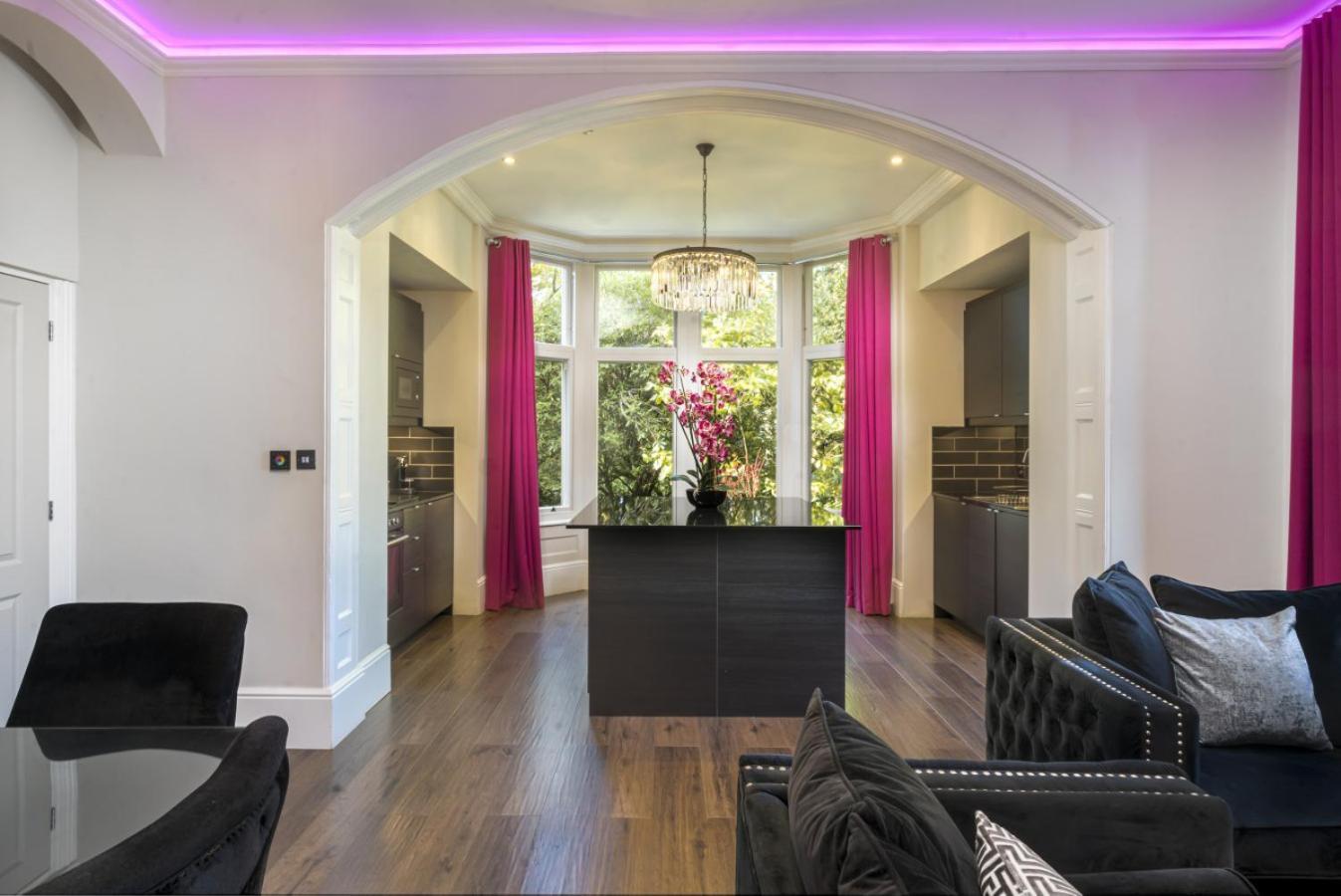 Grand Apartment