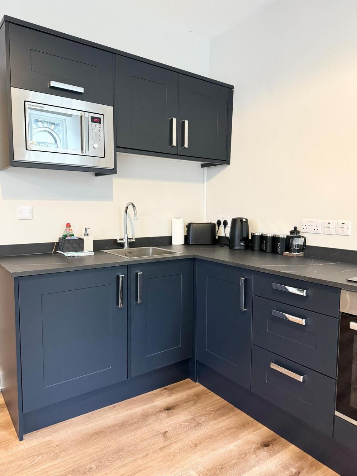 The Queens Nest, Centre Apartment *