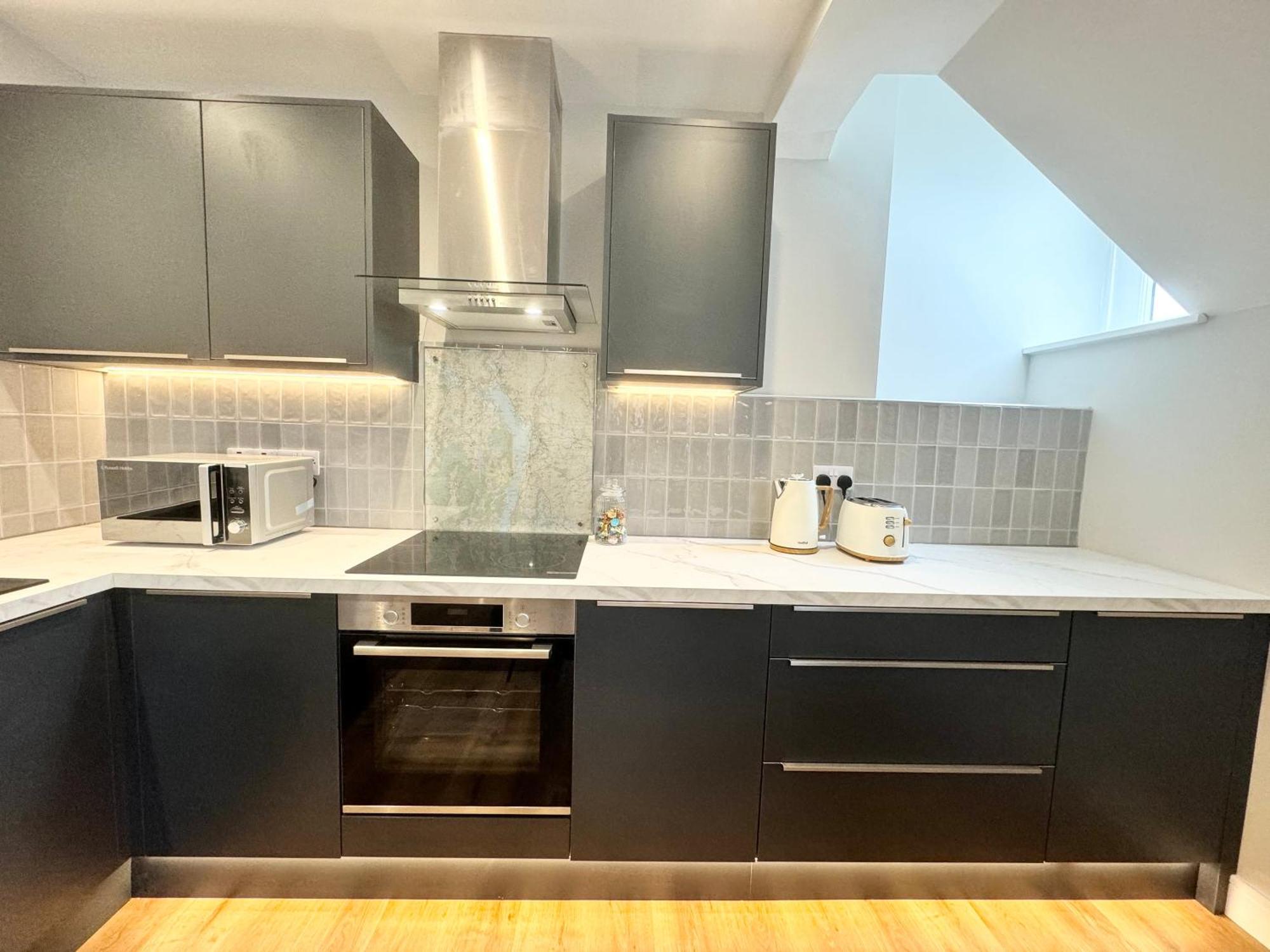 The Queens Nest, Centre Apartment