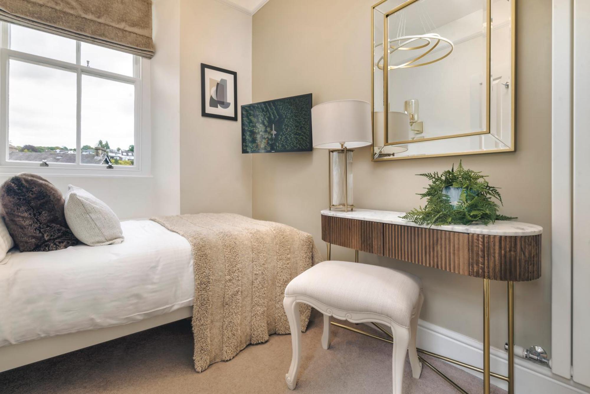 Holiday home Rosemount District Townhouse With Hot Tub *