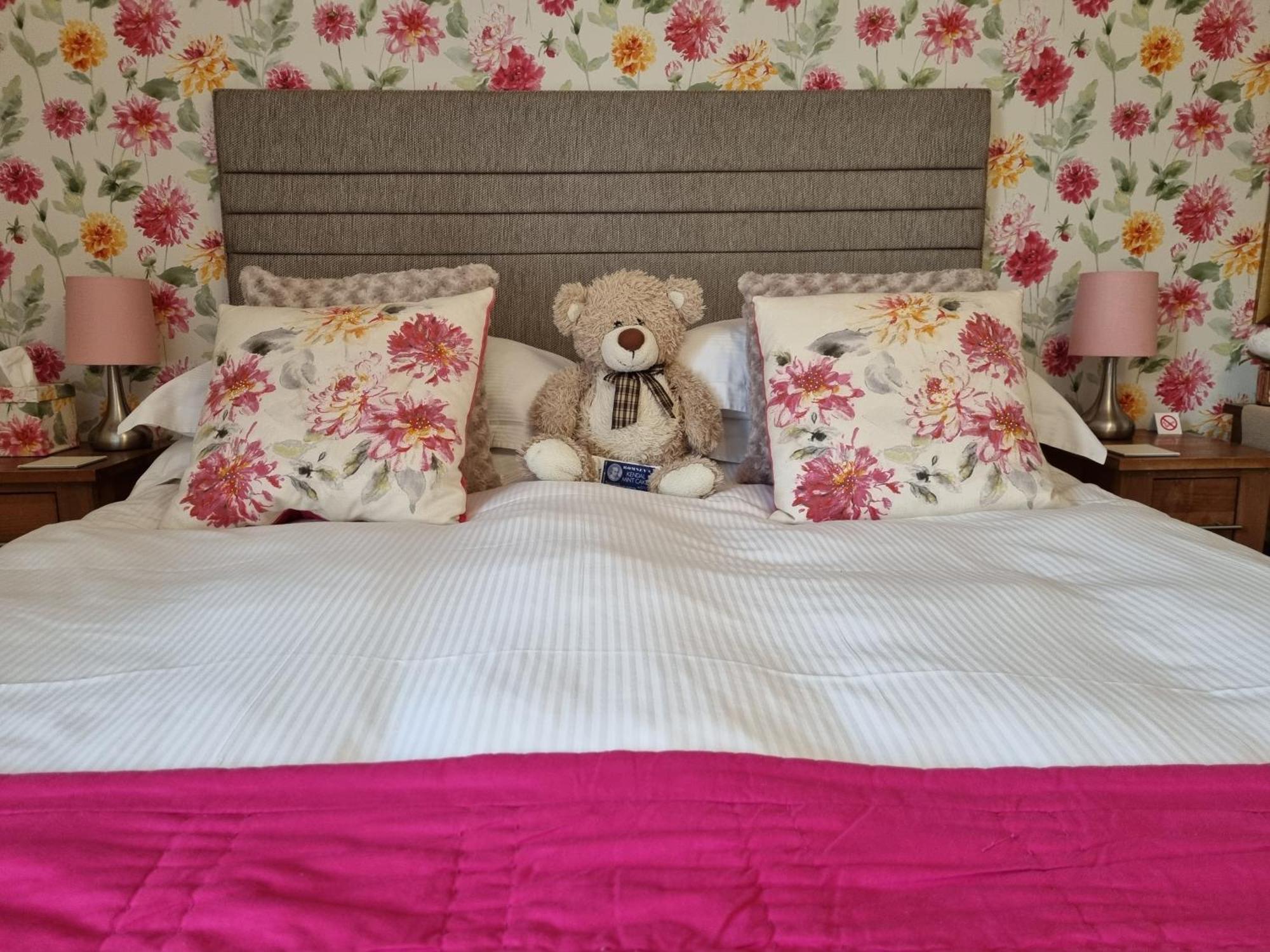 Guest house Montfort 4*