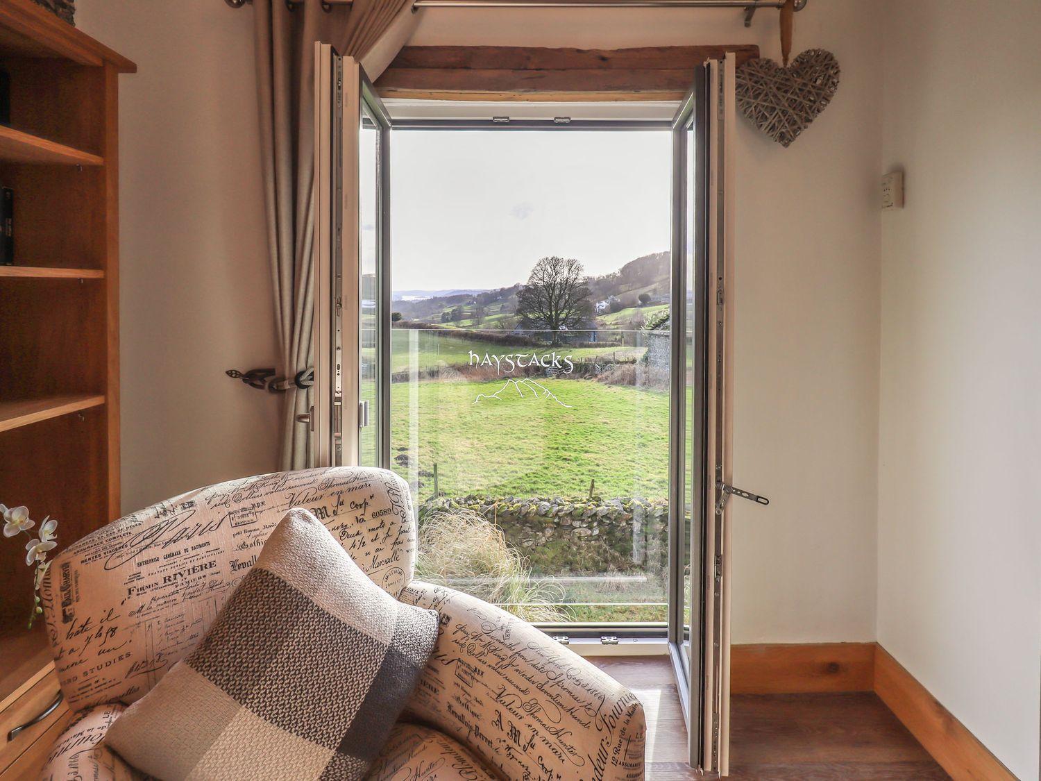 Holiday home Haystacks *