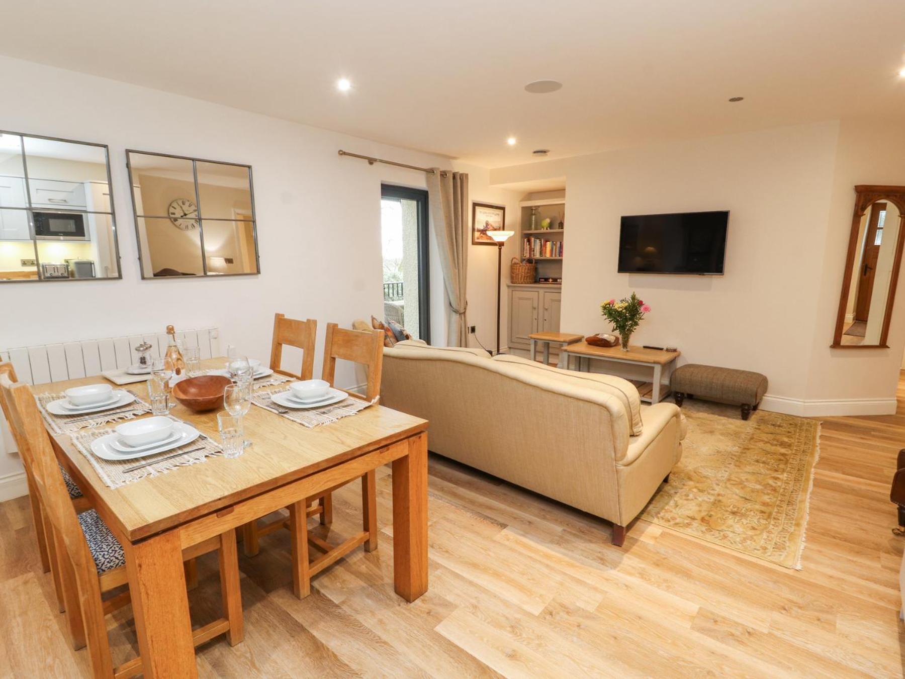 Deer Wood At Applethwaite Hall Apartment