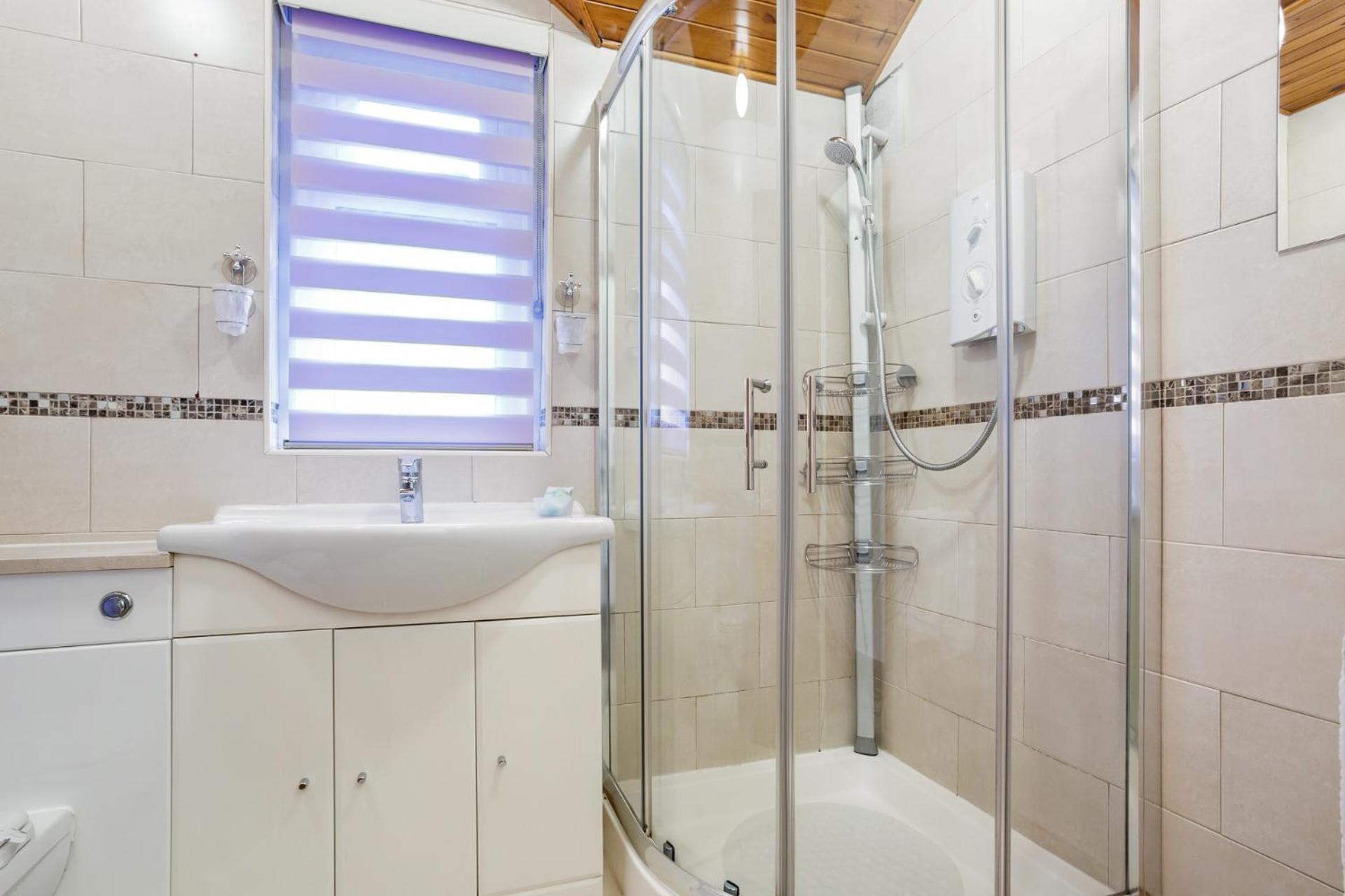 Dunvegan Guest house 4*