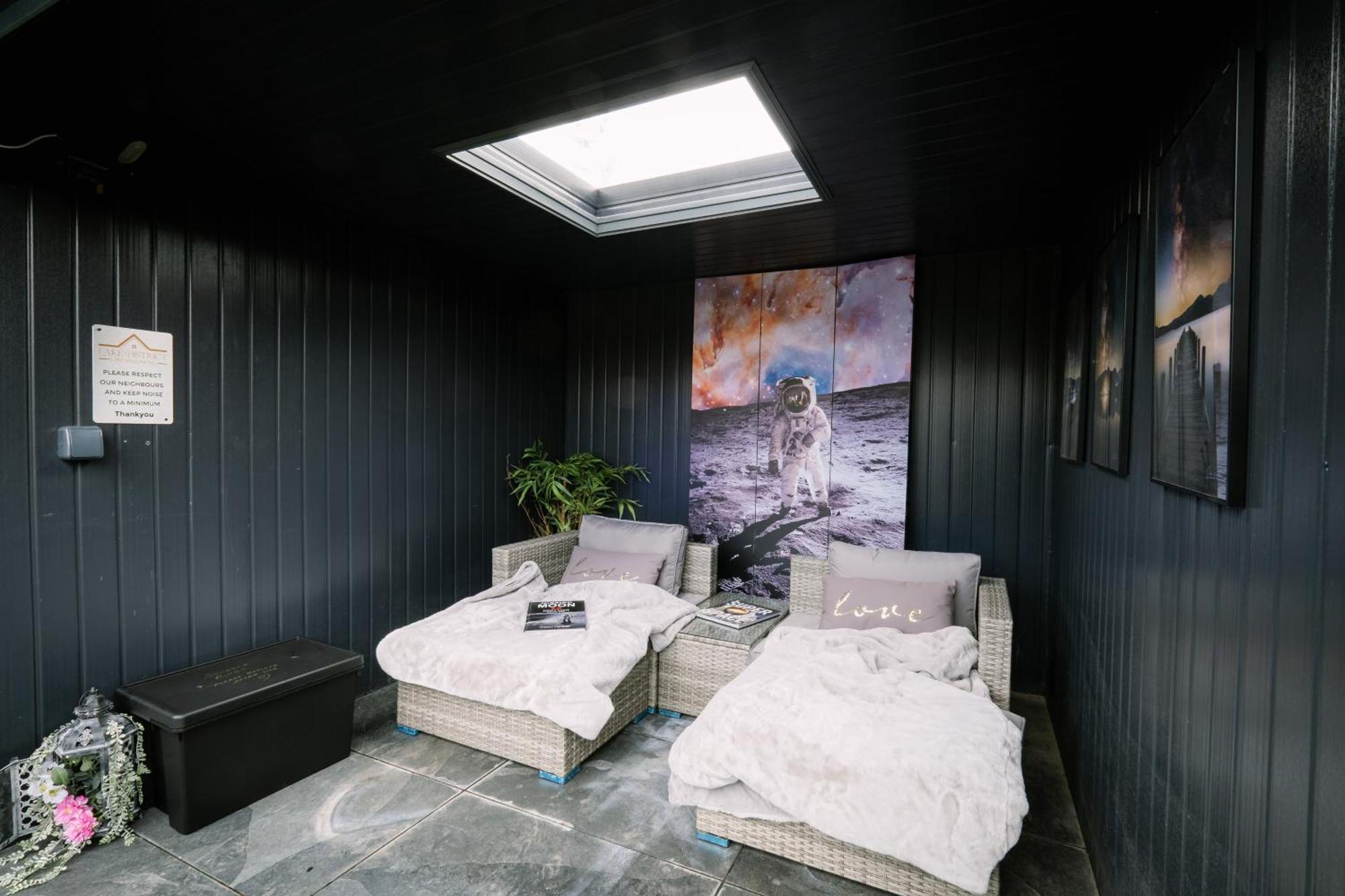 Rockside - Luxury 1 Bedroom With Hot Tub, Location, Parking And Pet Friendly Windermere