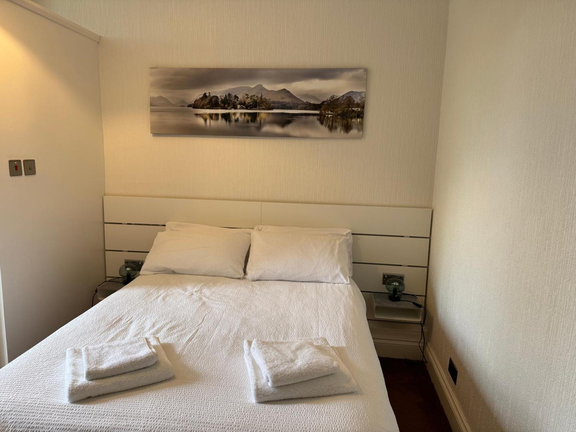 Guest house Denecrest 3*