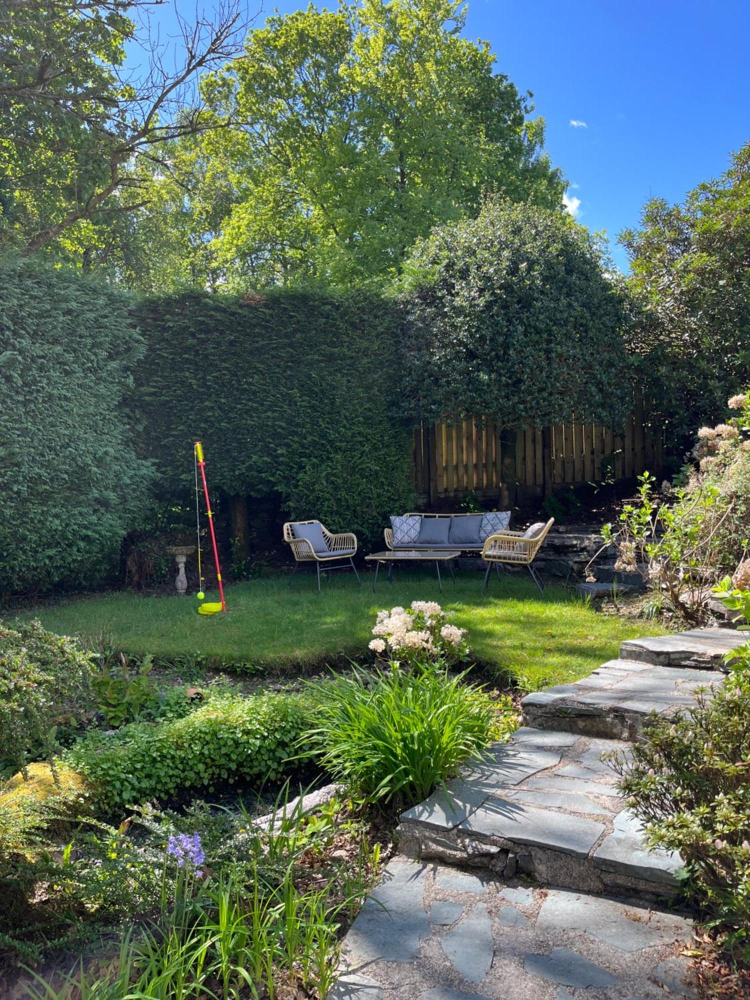 The Shades - Bliss In The Heart Of * Windermere