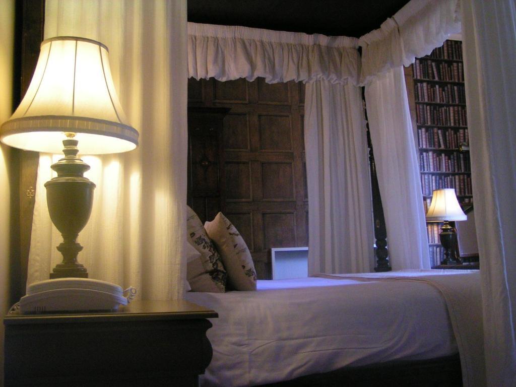 Lonsdale House Holiday home *