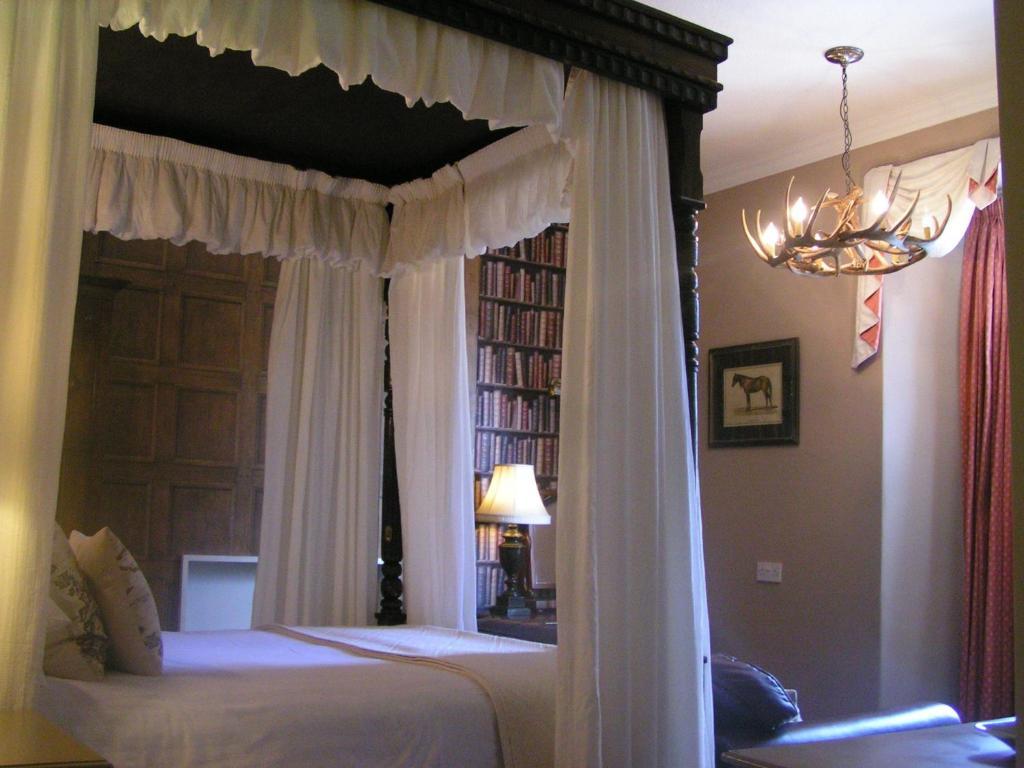 Holiday home Lonsdale House