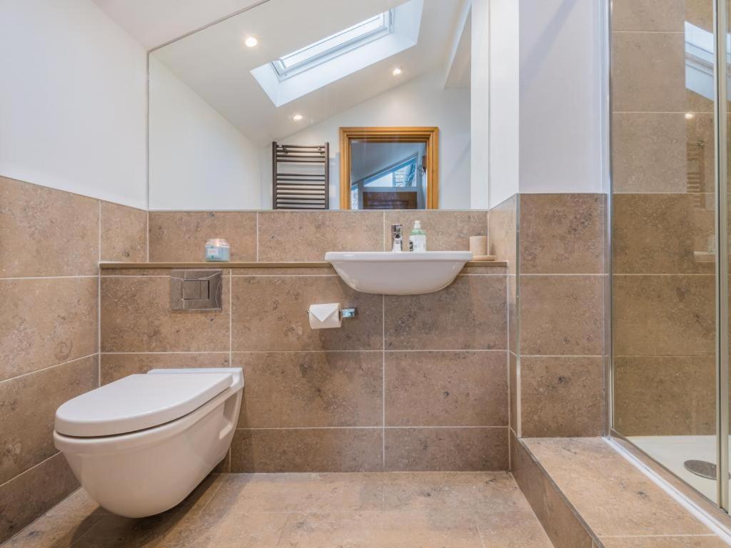 3 Bed In Sz485 Windermere