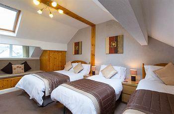 Thornbank House Offering Breakfast And With Free Off Site Health Club Guest house