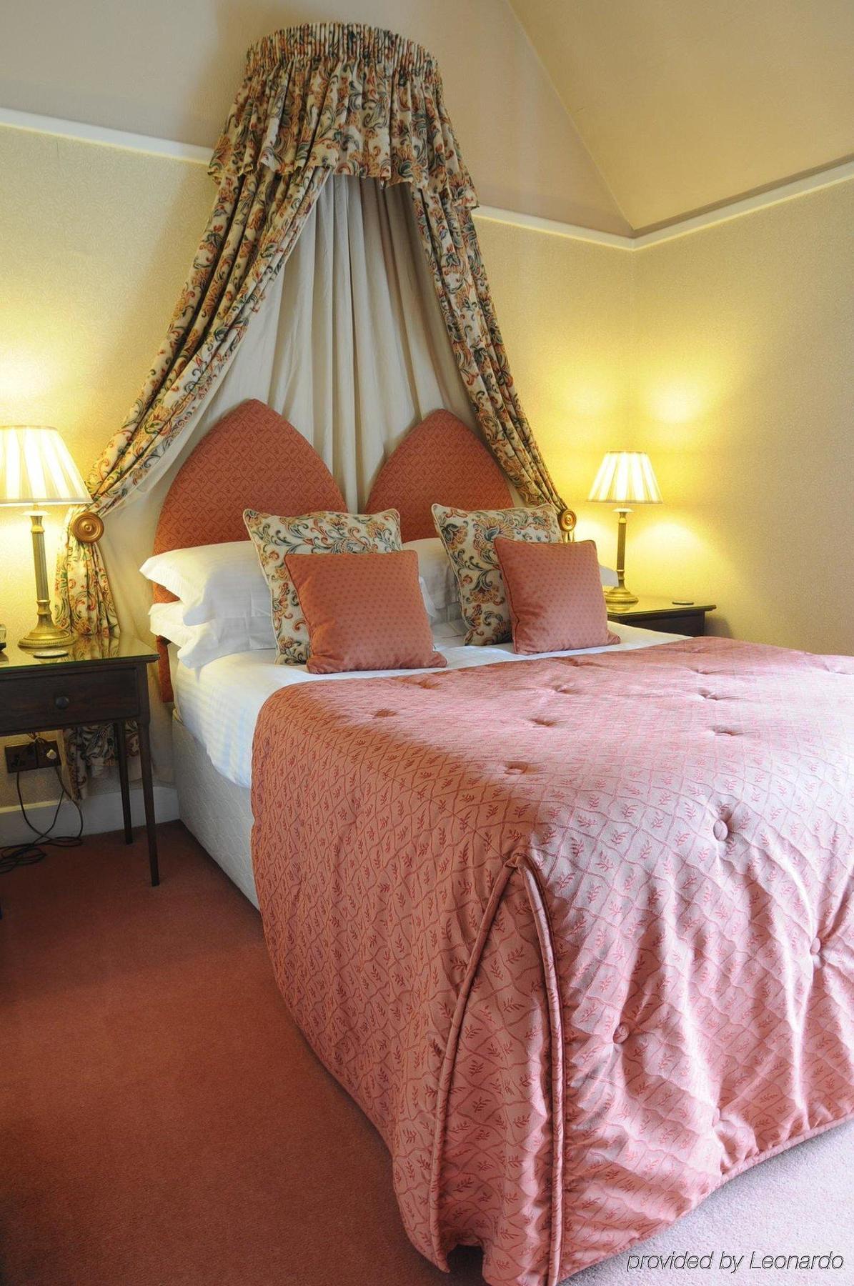 Country house Cedar Manor
