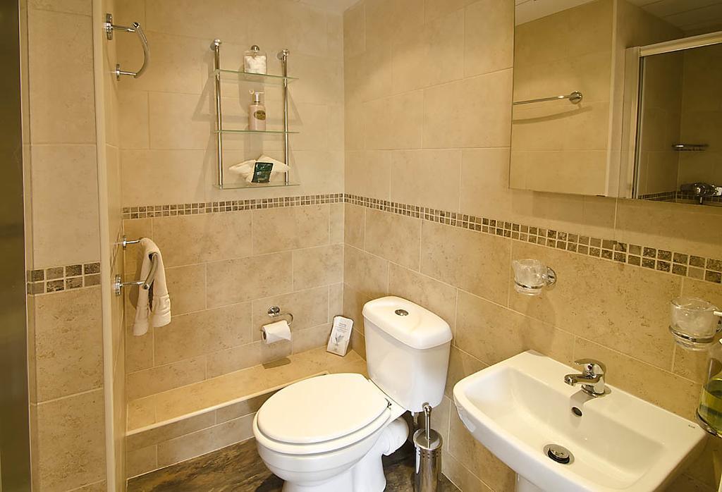 Oldfield House 2*