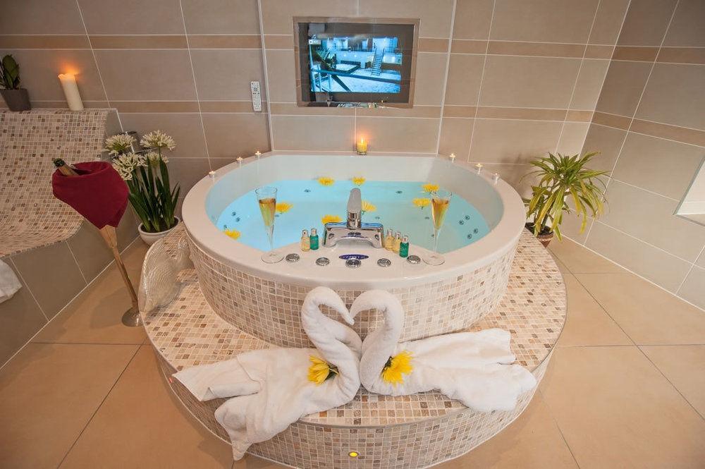 Boutique & Hot Tubs Windermere