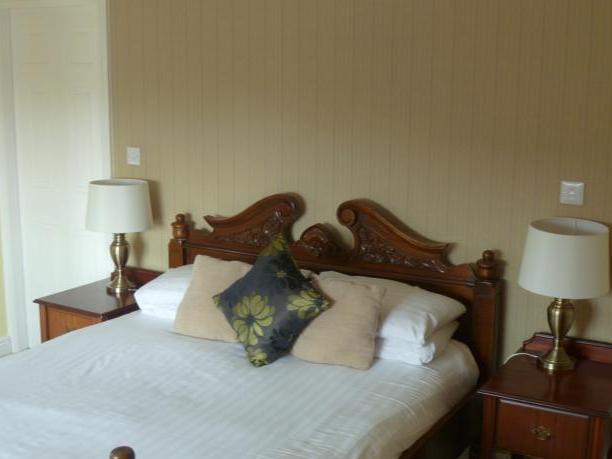 Lakes Guest house