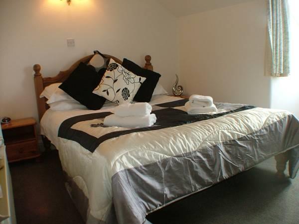 Gables Guest house 3*