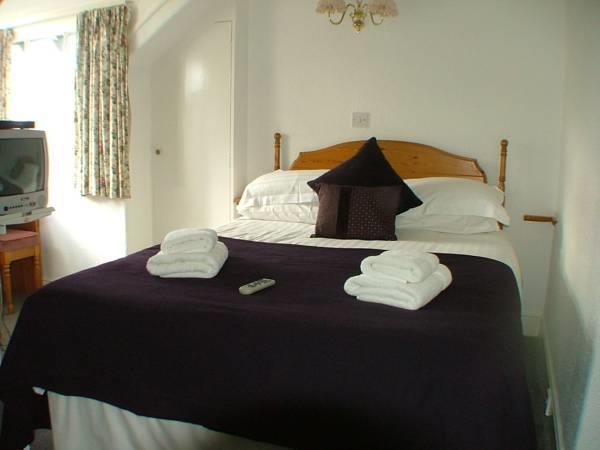 Gables Guest house 3*
