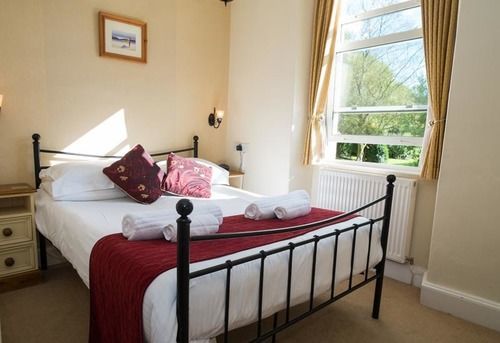 Southview And Indoor Pool Guest house Windermere