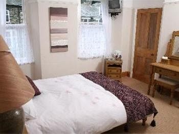 Claremont 3* Windermere