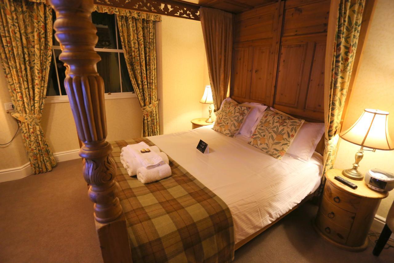Woodlands Guest house 4*
