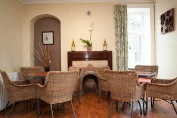 Lakes Guest house
