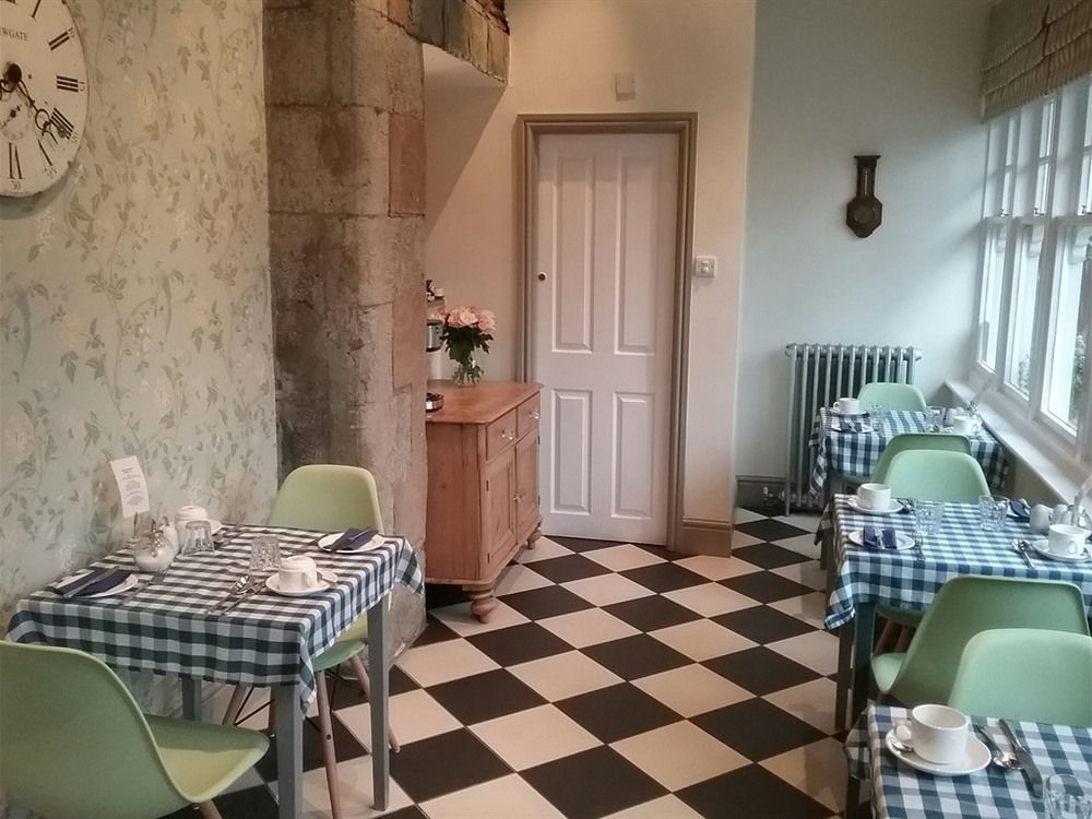 Guest house The Coach House 4*