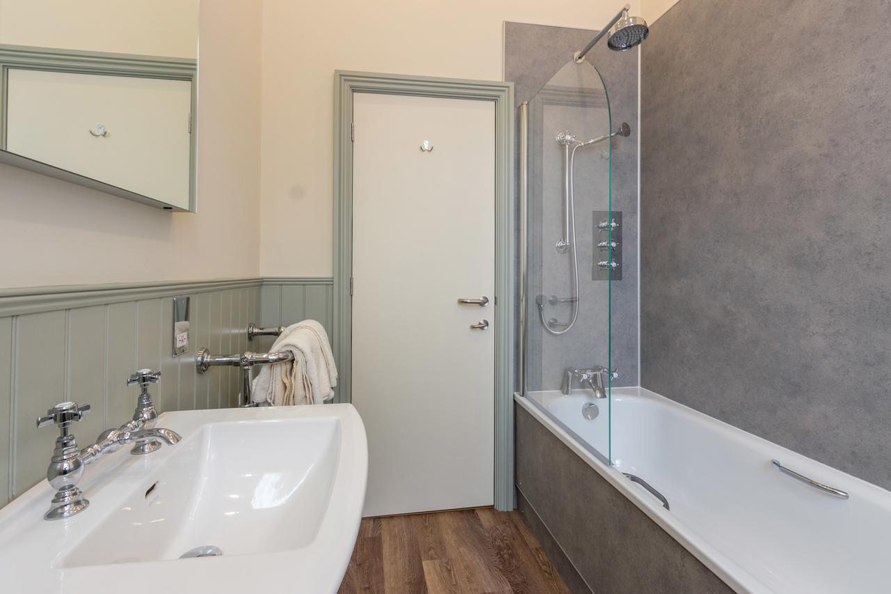 Guest house Park Inc Free Off-site Health Club Windermere