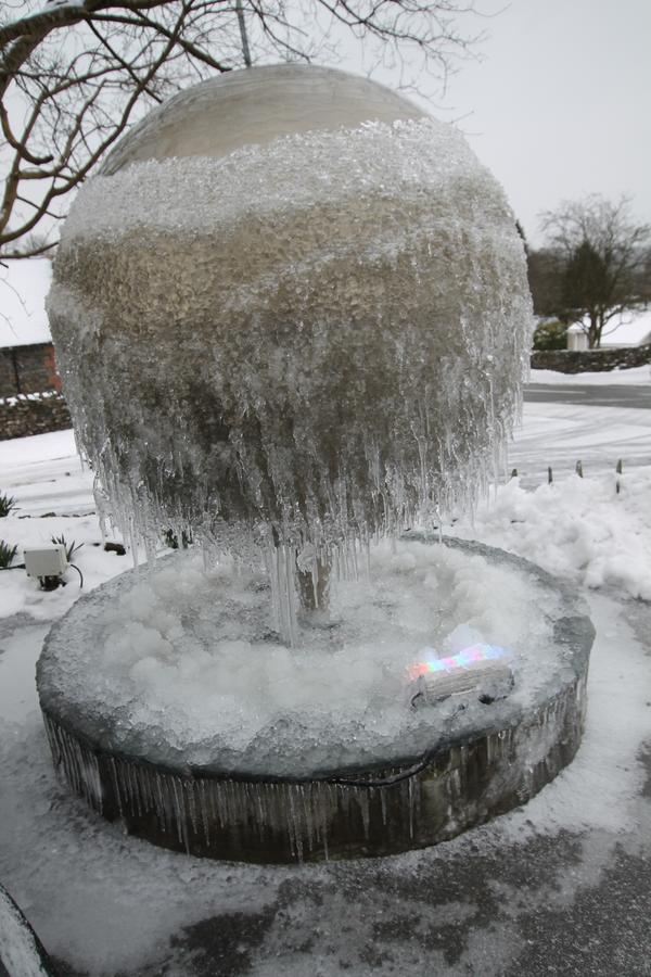 Boutique & Hot Tubs 4*