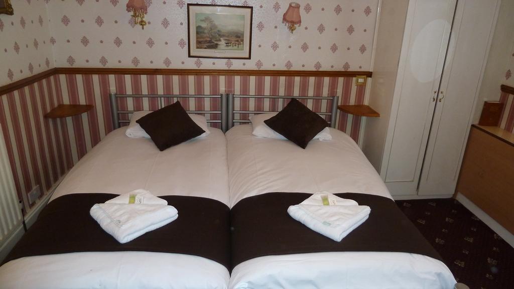 Lakes 3* Windermere