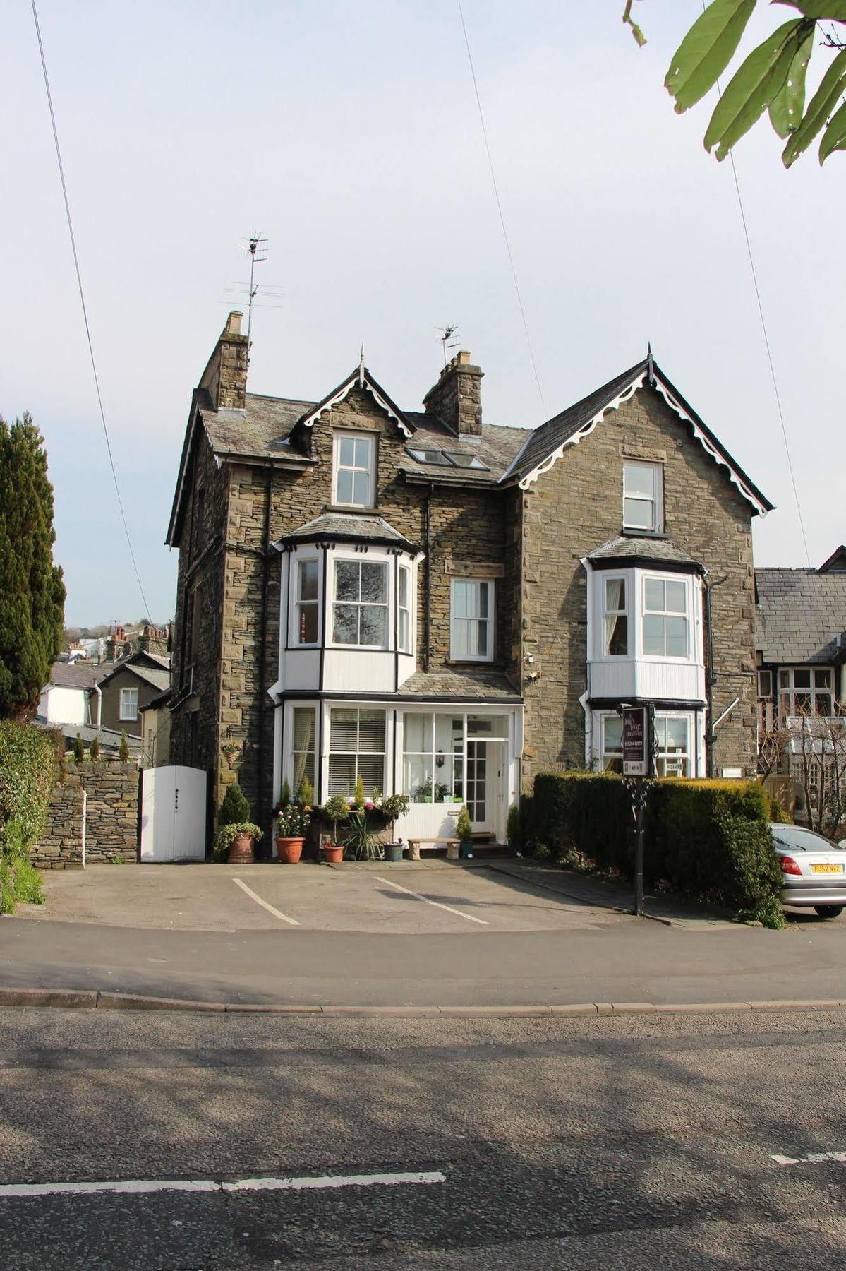 St John's Incl Off-site Leisure Club Guest house Windermere