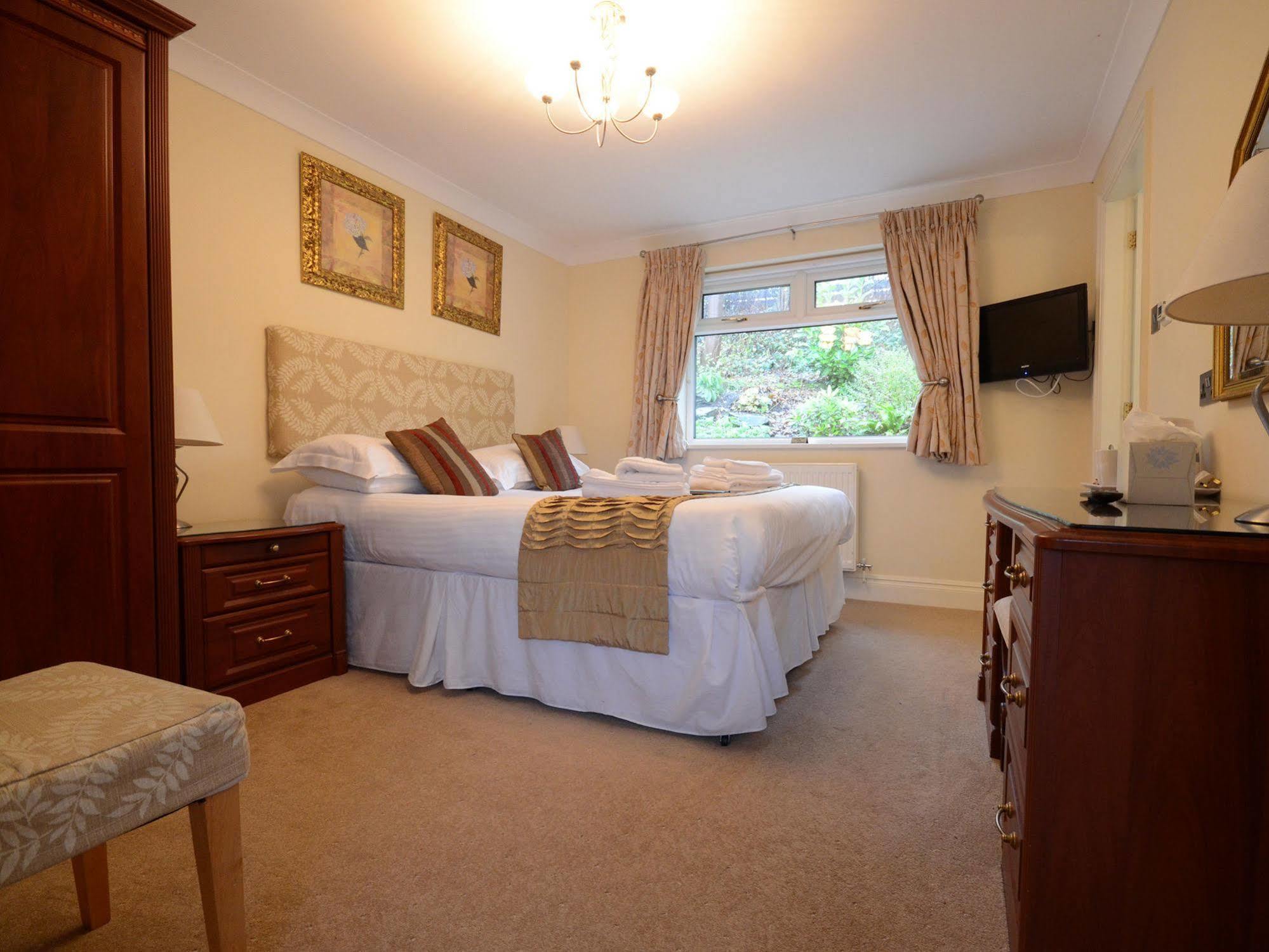 Guest house Southview And Indoor Pool 4*