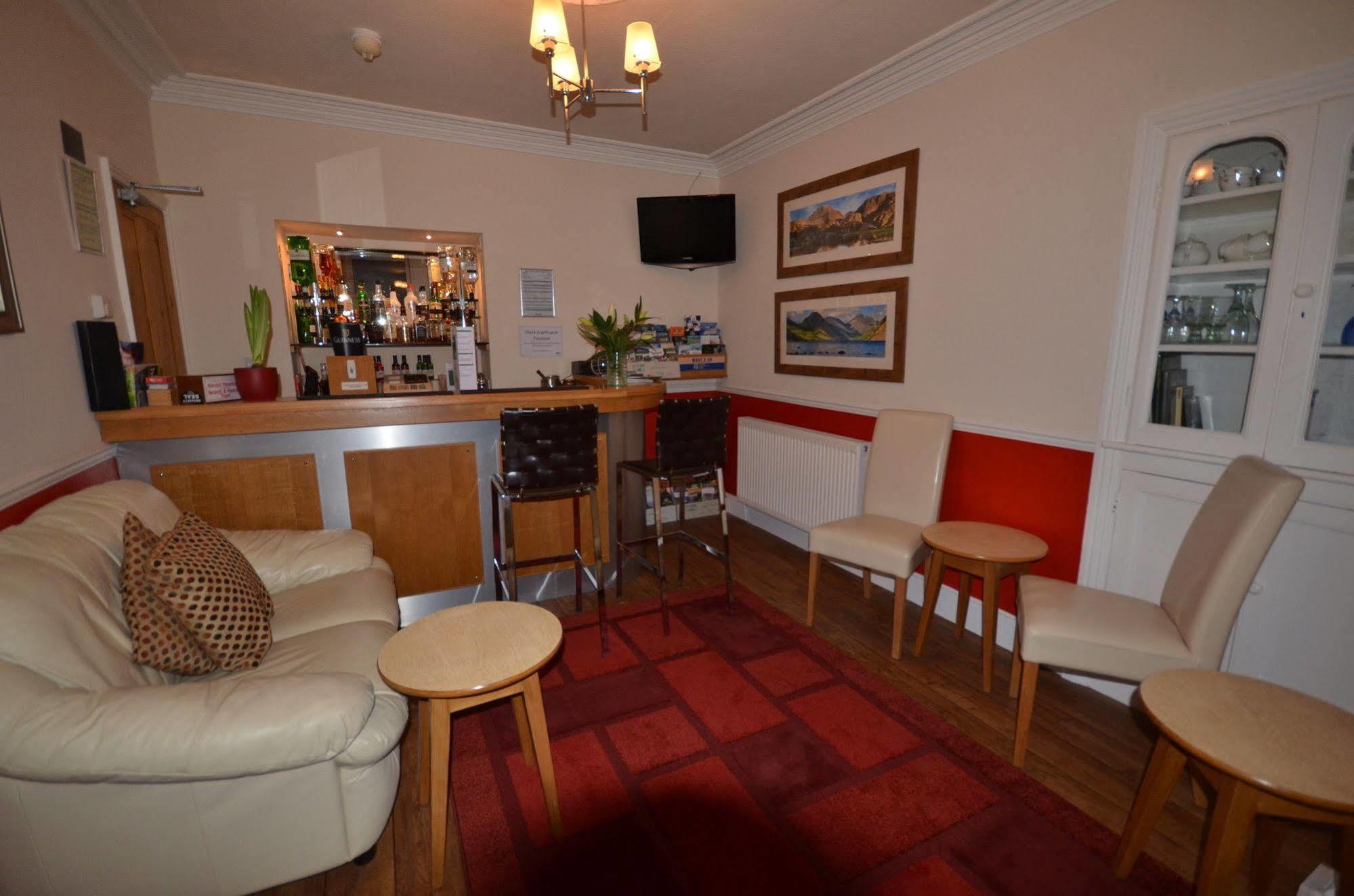Southview And Indoor Pool 4* Windermere