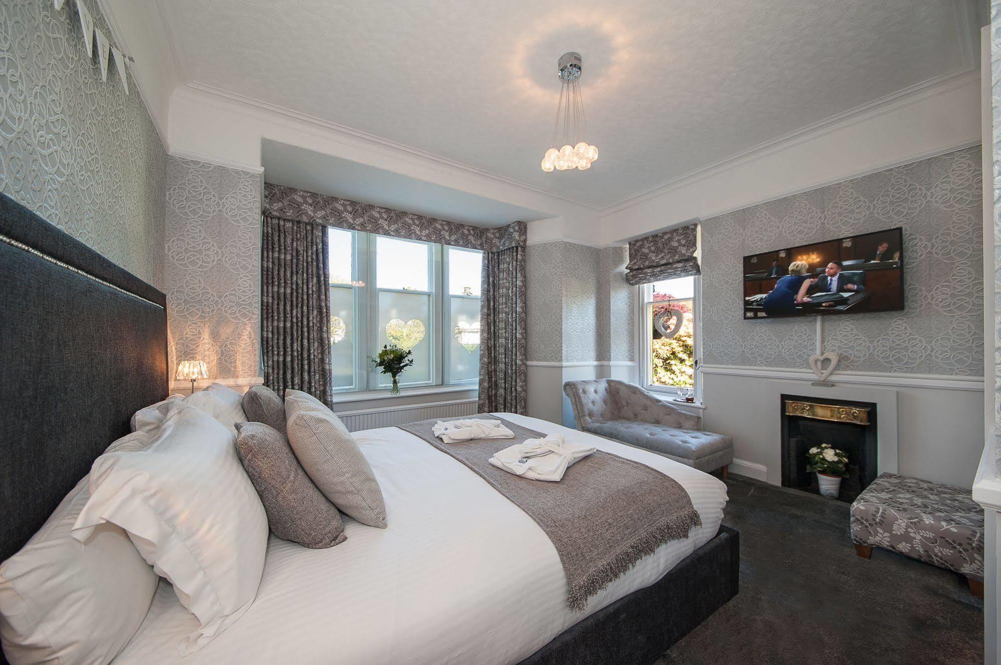 The Coppice - Including Off-site Health Club Windermere