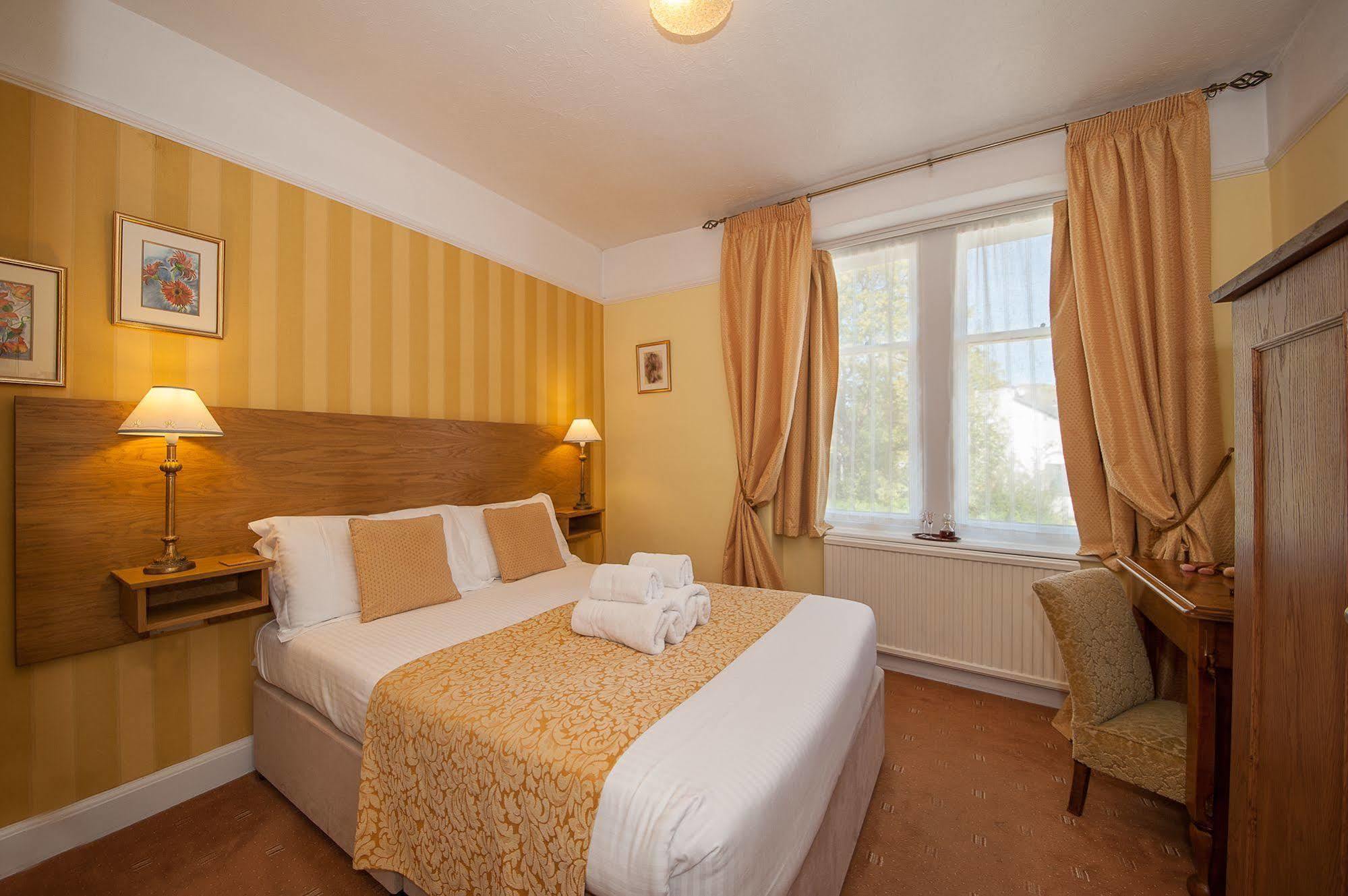 The Coppice - Including Off-site Health Club Guest house Windermere