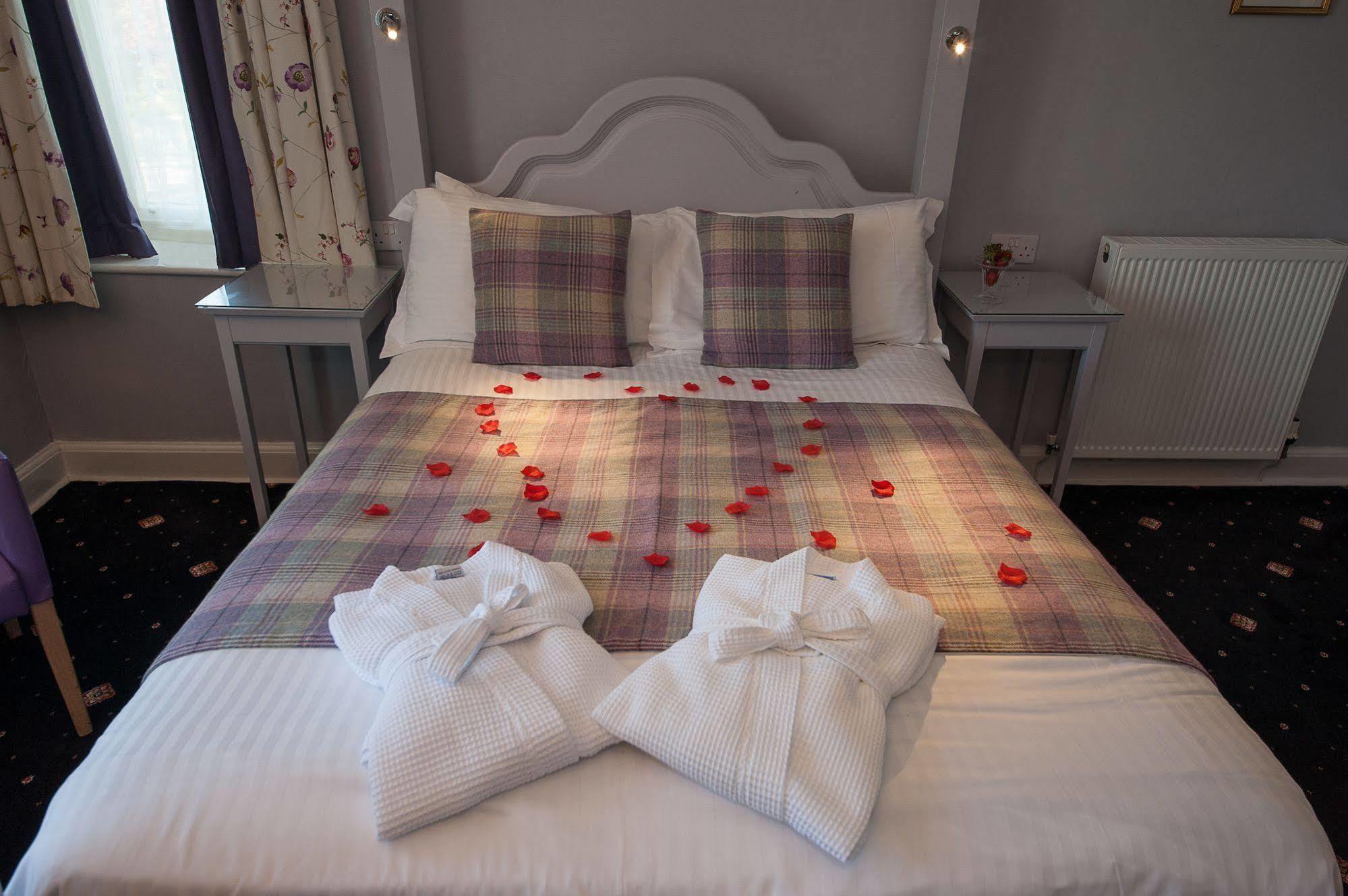 The Coppice - Including Off-site Health Club Guest house 4*