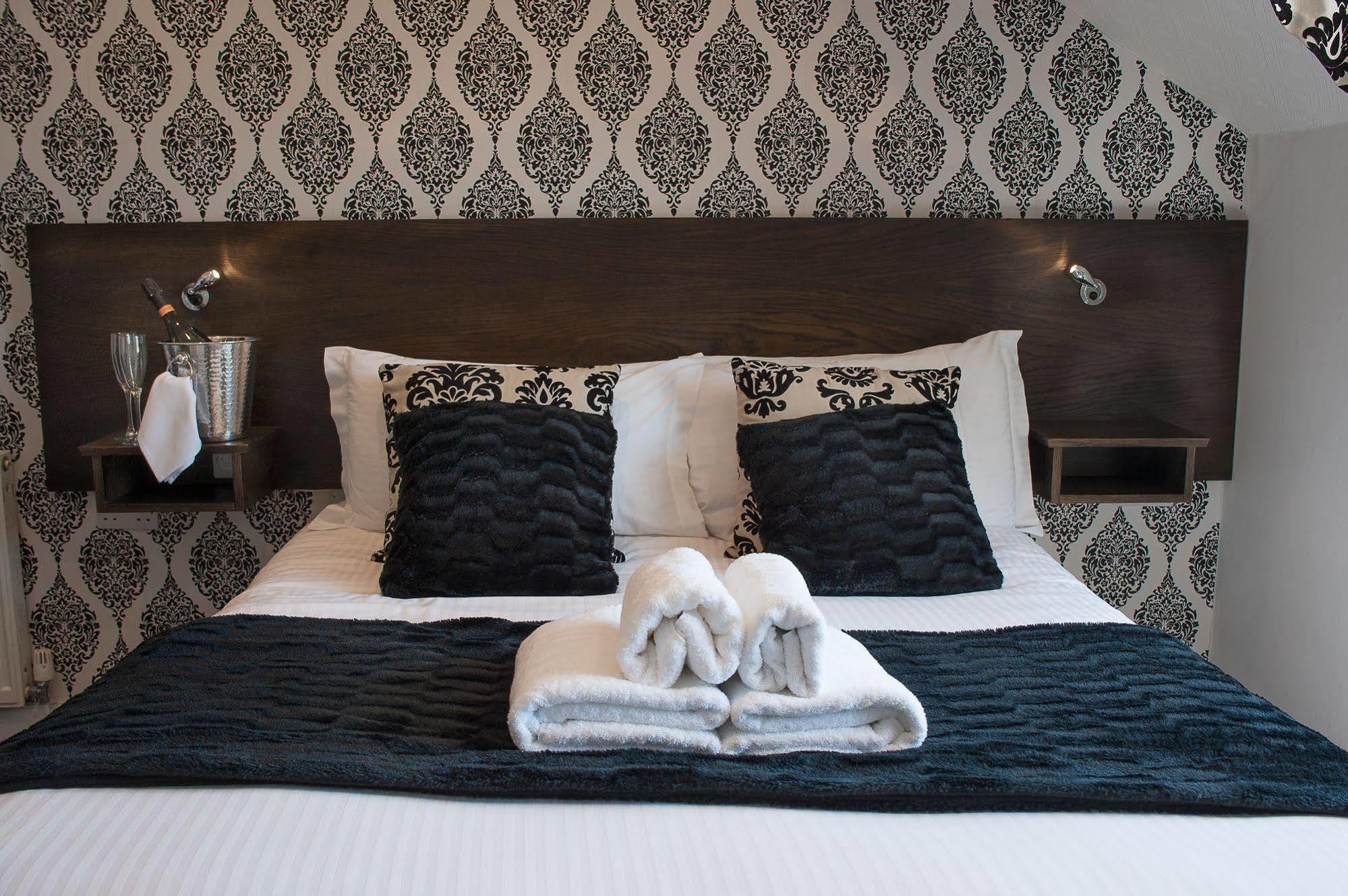 The Coppice - Including Off-site Health Club Guest house Windermere