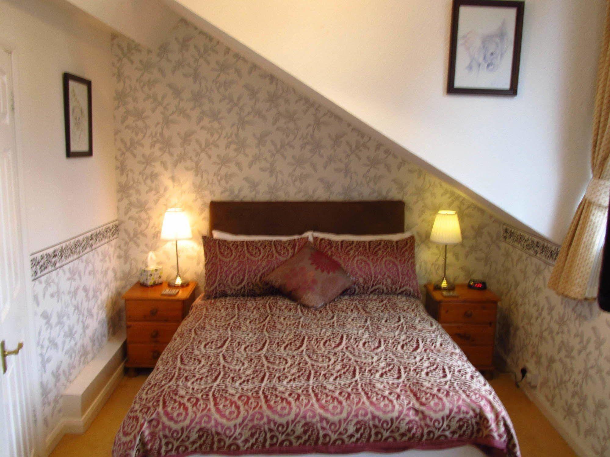 Broadlands (adults Only) Guest house