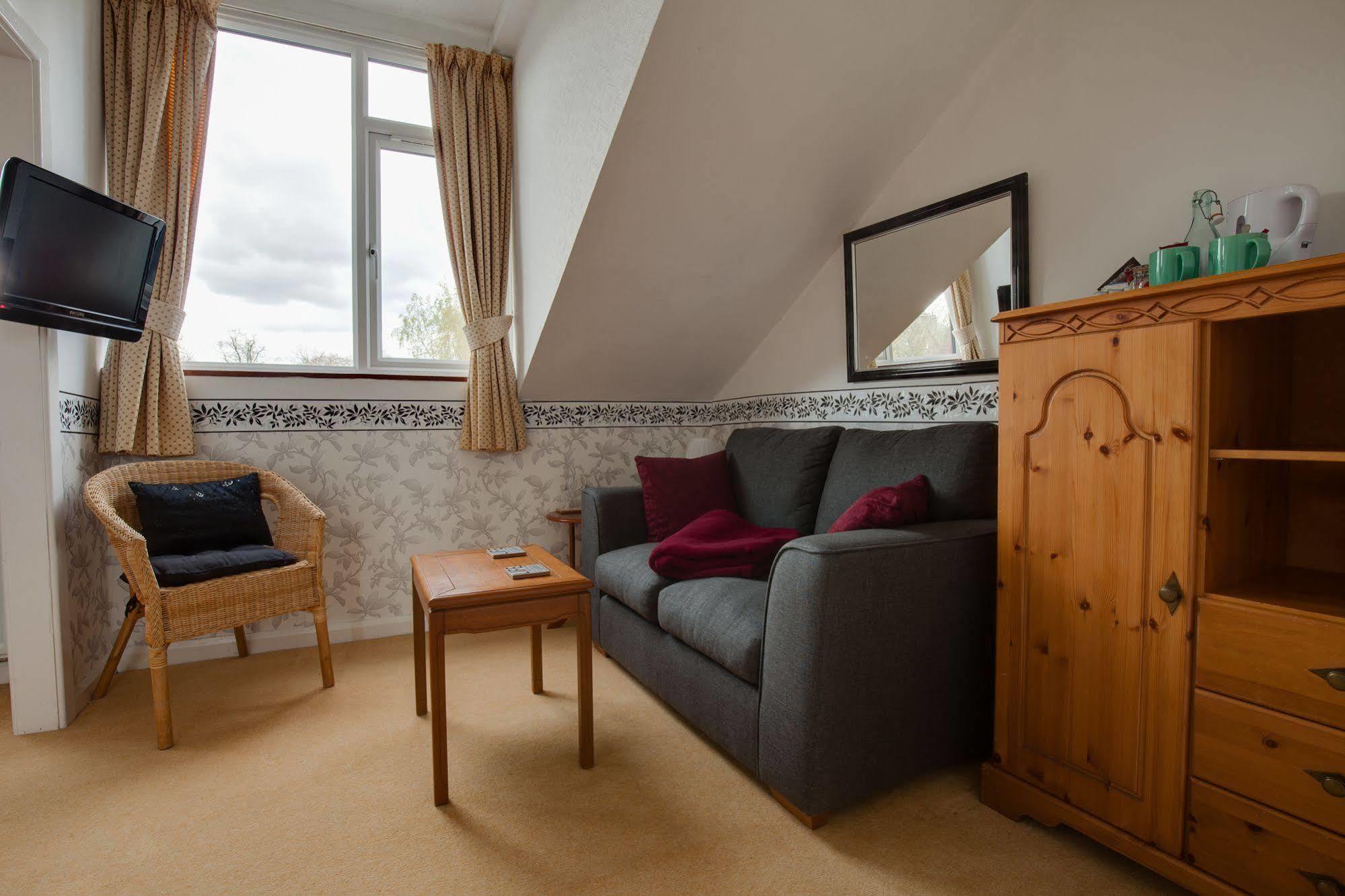 Guest house Broadlands (adults Only) 3*