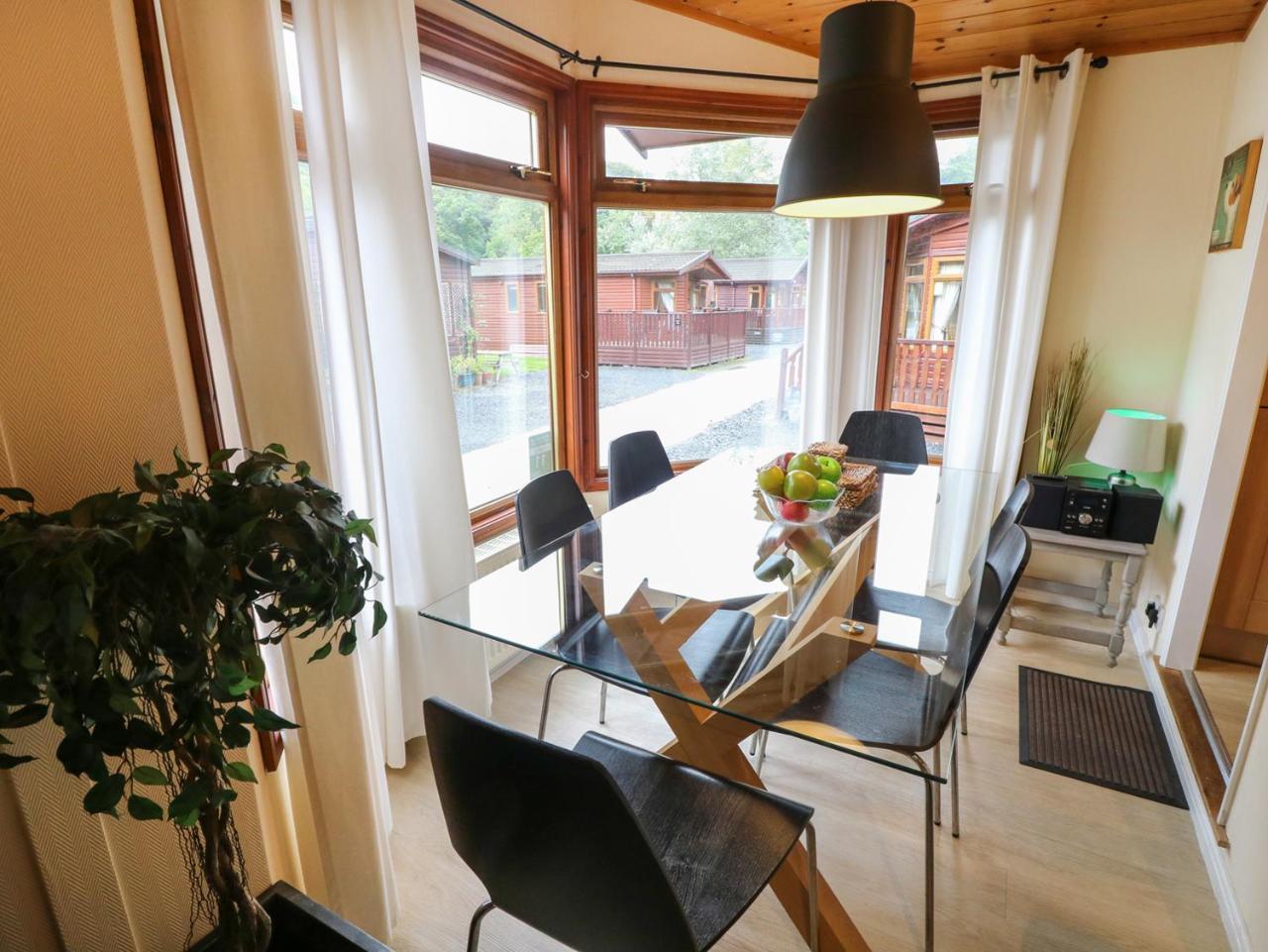 Chalet Happy Days - Windermere