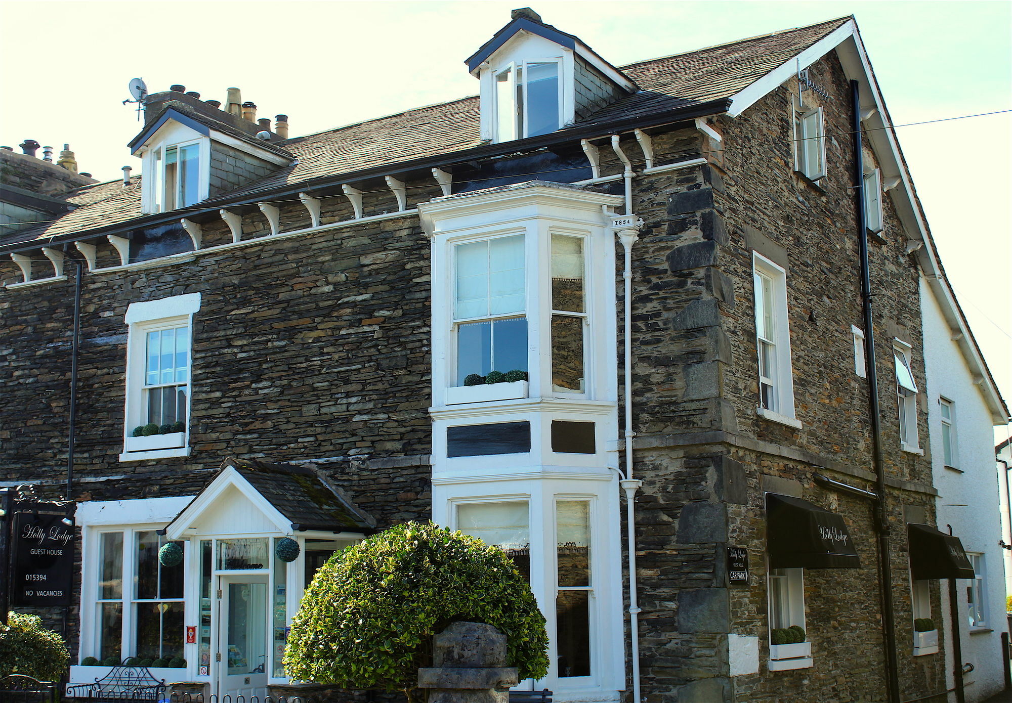 Guest house Holly With Free Off Site Health Club 4*