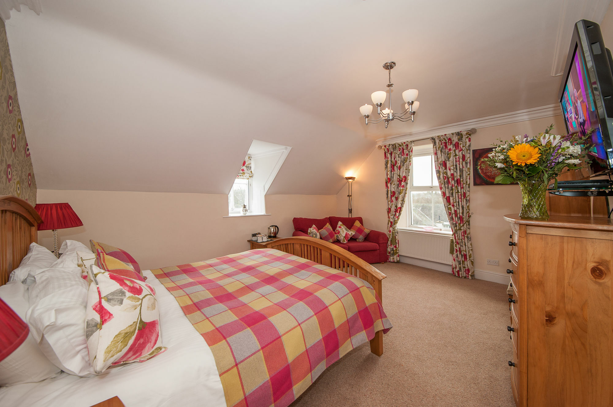 Guest house Wheatlands Lodge-windermere - Of The Year 2024 - Adult Only - Free Car Park 5*