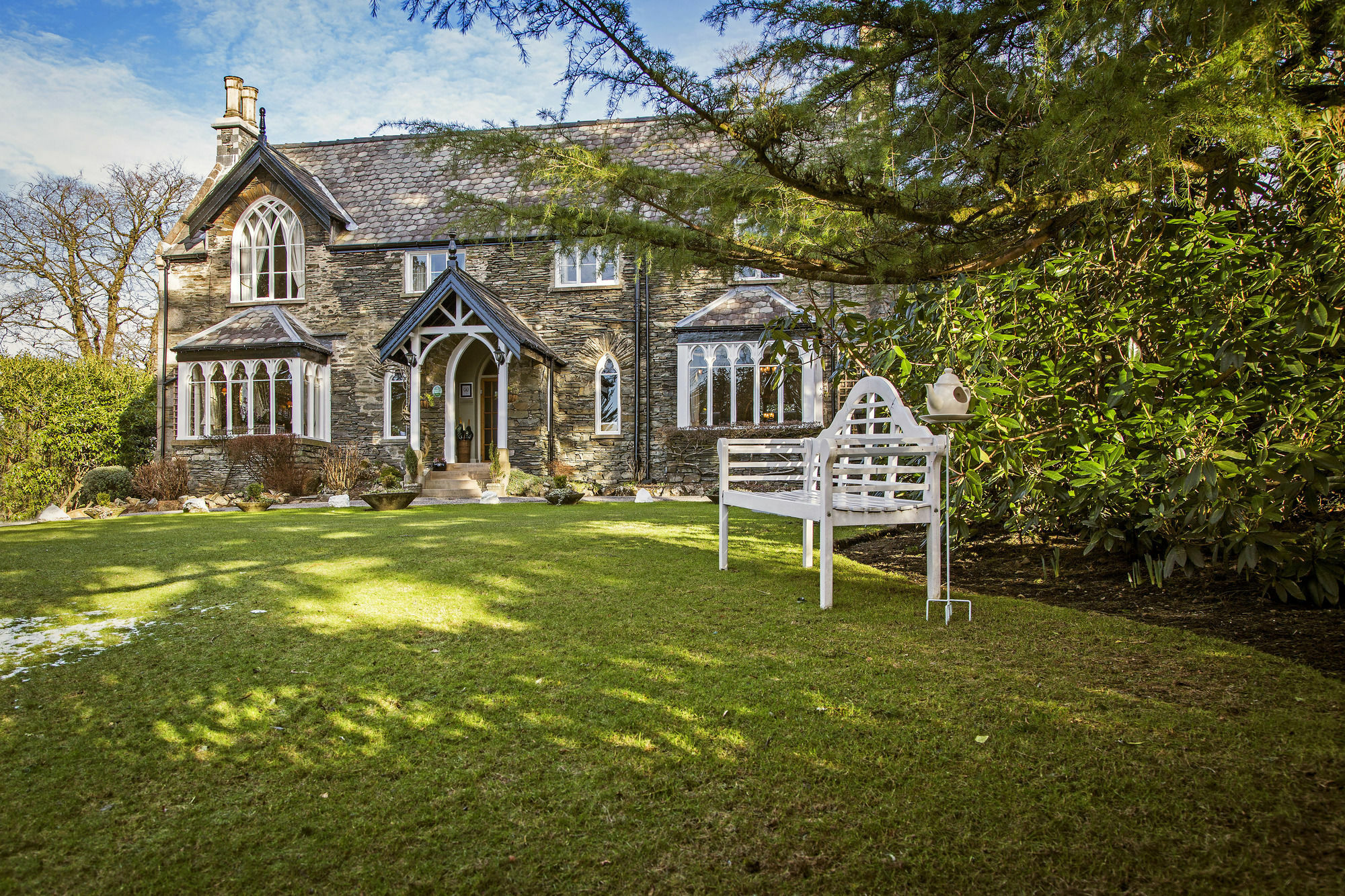 Cedar Manor