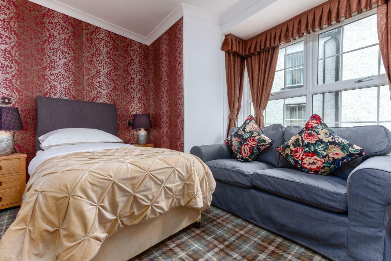 Bed & Breakfast Field House 3*